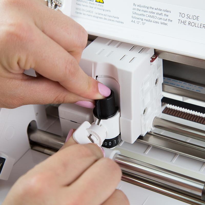 Blade - Silhouette Canada